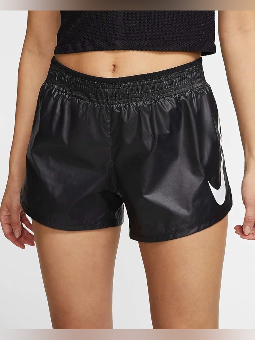 New Niki Shorts size M